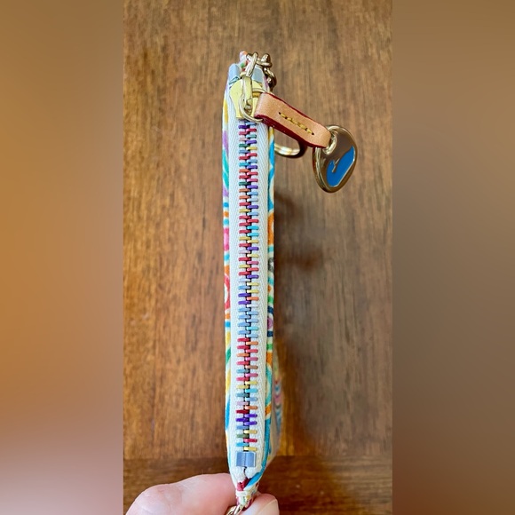 Vintage Dooney & Bourke Rainbow Zipper Scribble Shoulder Bag Wristlet Set Y2K - Picture 15 of 16